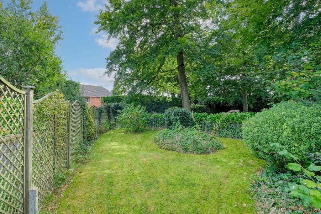 Additional image 21 of Whitford Gardens, Bromsgrove, B61