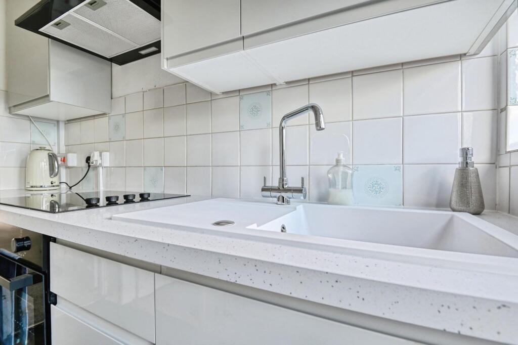 Additional image 10 of East View, Tamworth, Staffordshire