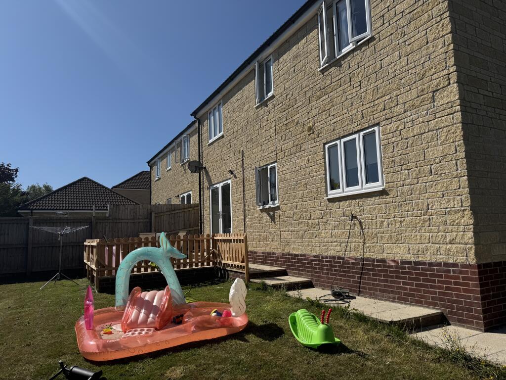 Additional image 12 of 11 Collingham Close, Templecombe, Somerset, BA8