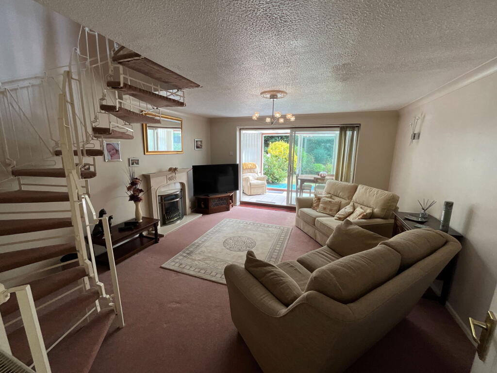 Additional image 3 of OLDBURY, Starkie Drive