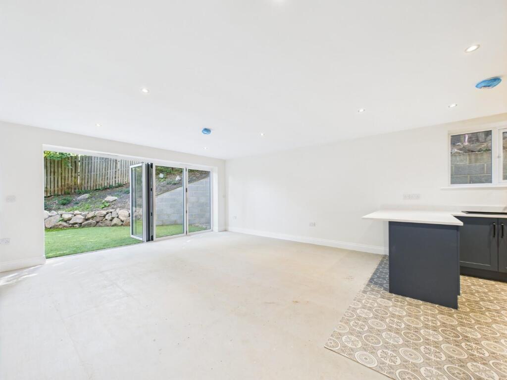Additional image 6 of Brackendale, Thackley
