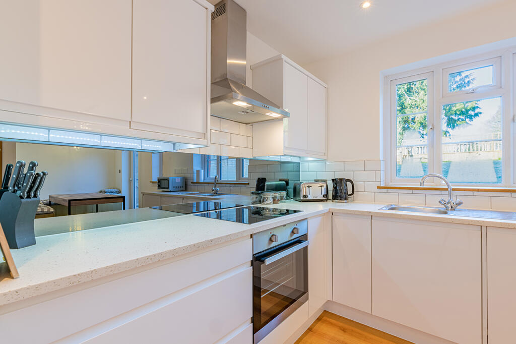 Additional image 5 of Sand Street