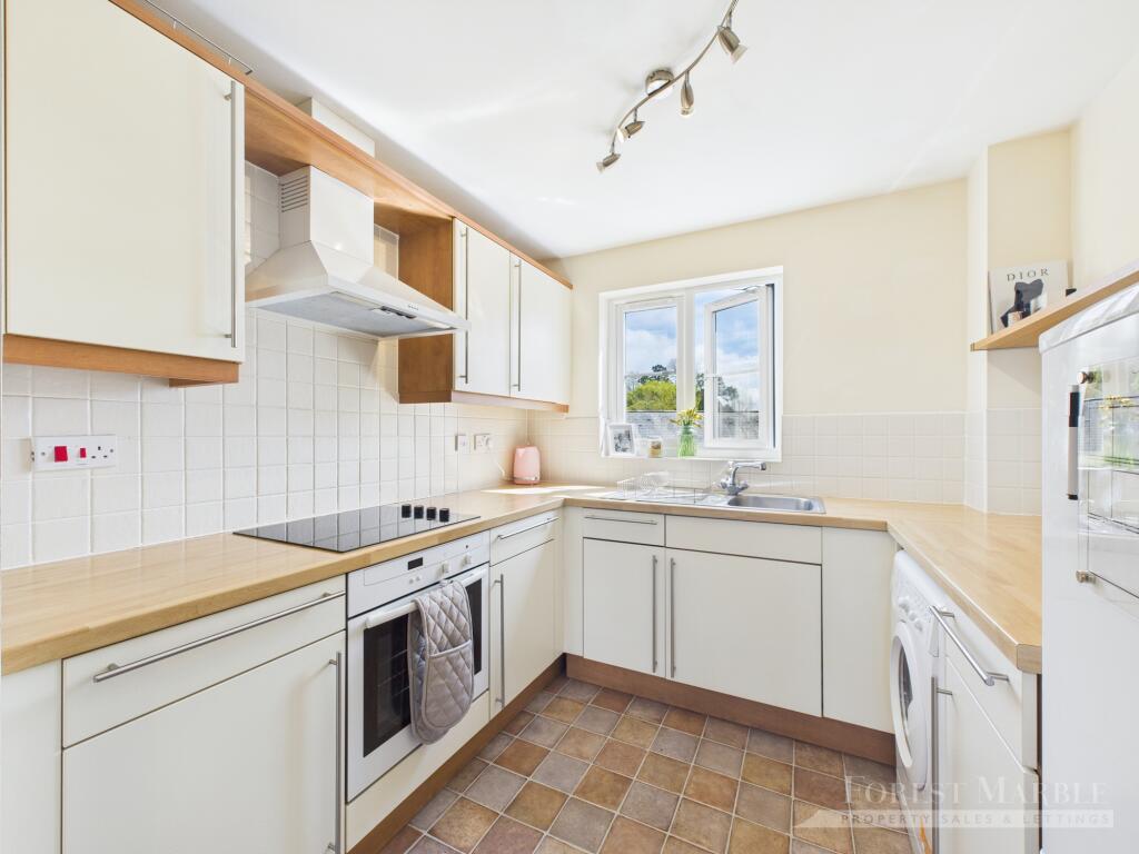 Additional image 6 of Harris Close, Frome