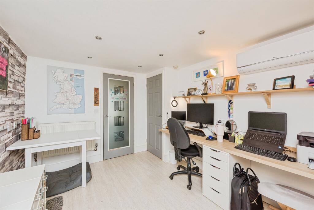 Additional image 4 of Ash Lane, No Mans Heath, Tamworth