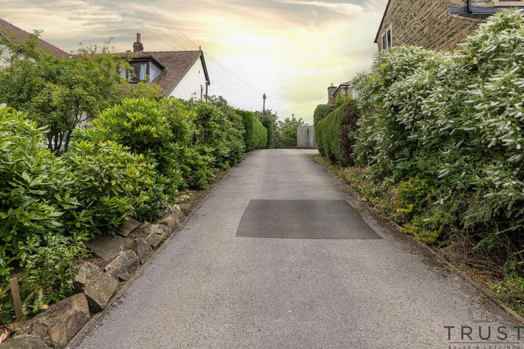 Additional image 88 of Bradford Road, Birkenshaw, BD11