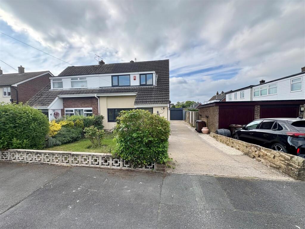 Additional image 19 of Greenacre Close, Wyke, Bradford