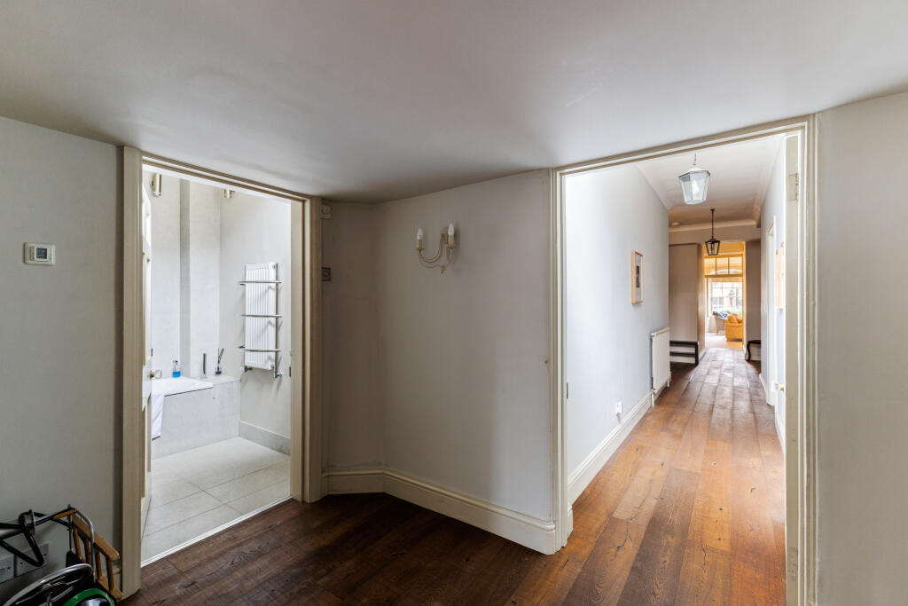 Additional image 12 of Royal Crescent, Bath, BA1
