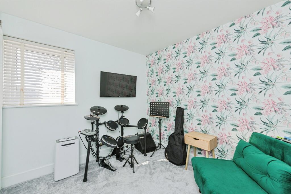 Additional image 14 of Ash Lane, No Mans Heath, Tamworth