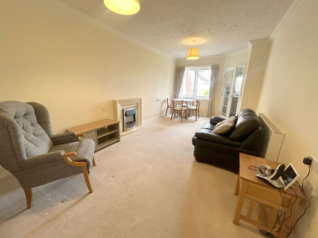 Additional image 4 of Woolmans Lodge, Solihull Road, Shirley