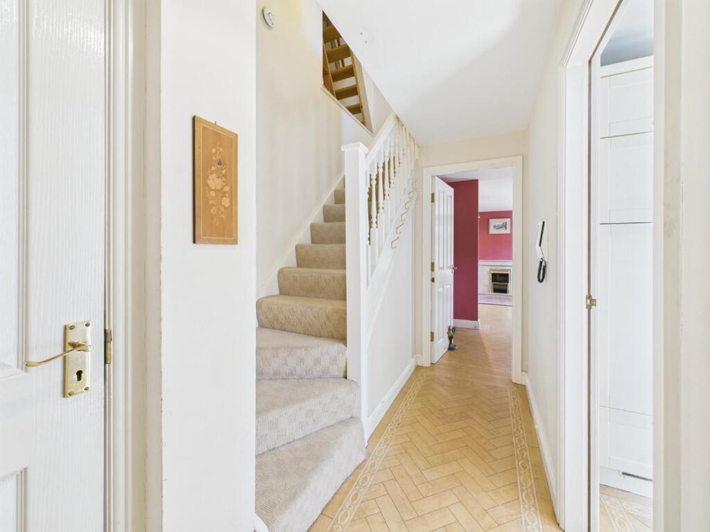 Additional image 19 of The Locks, Bingley