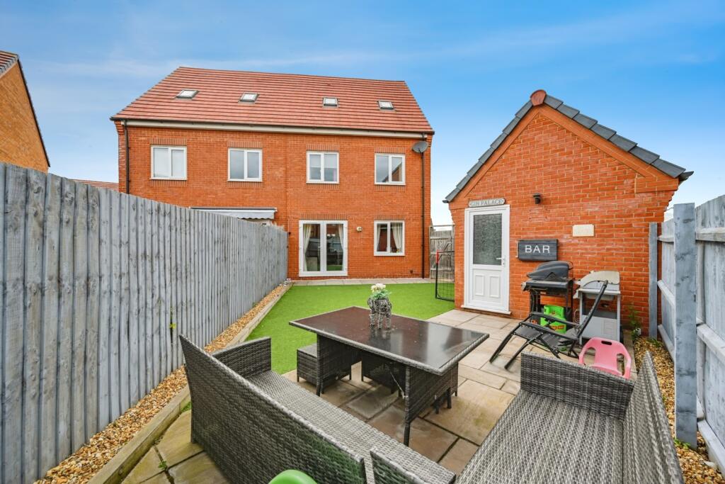 Additional image 14 of Lillingstone Avenue, Tamworth, Staffordshire, B79