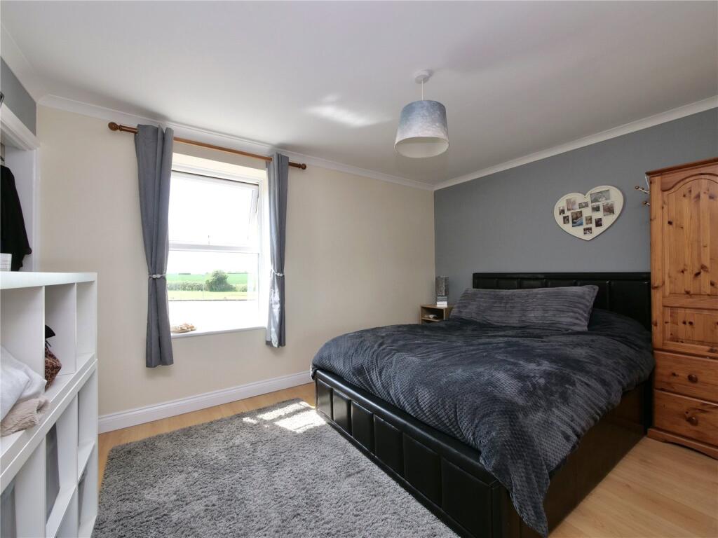 Additional image 13 of Spacious 3-4 Bedroom House With Significant Off-Street Parking & Garden