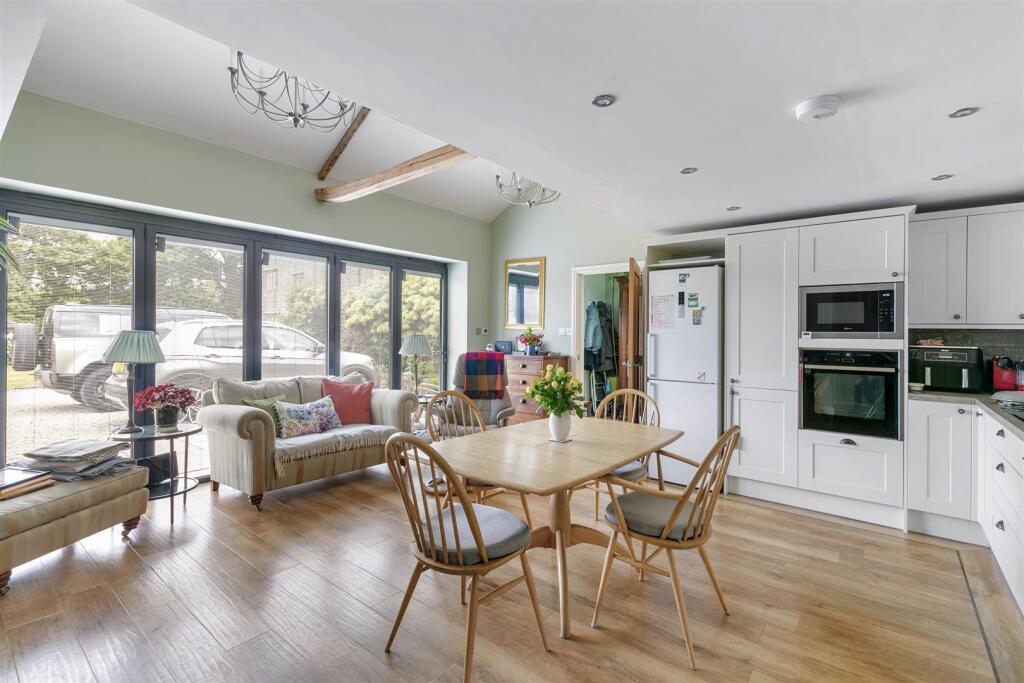 Additional image 30 of Otley Road, Bingley
