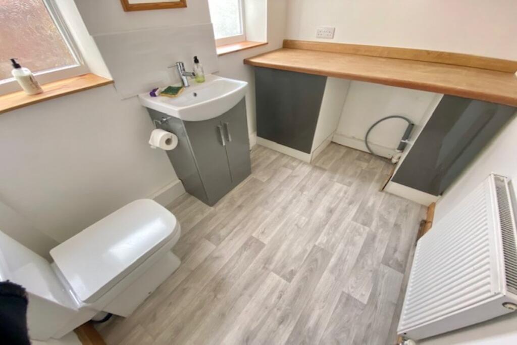 Additional image 9 of St Thomas's Road, Rossendale, Lancashire, BB4