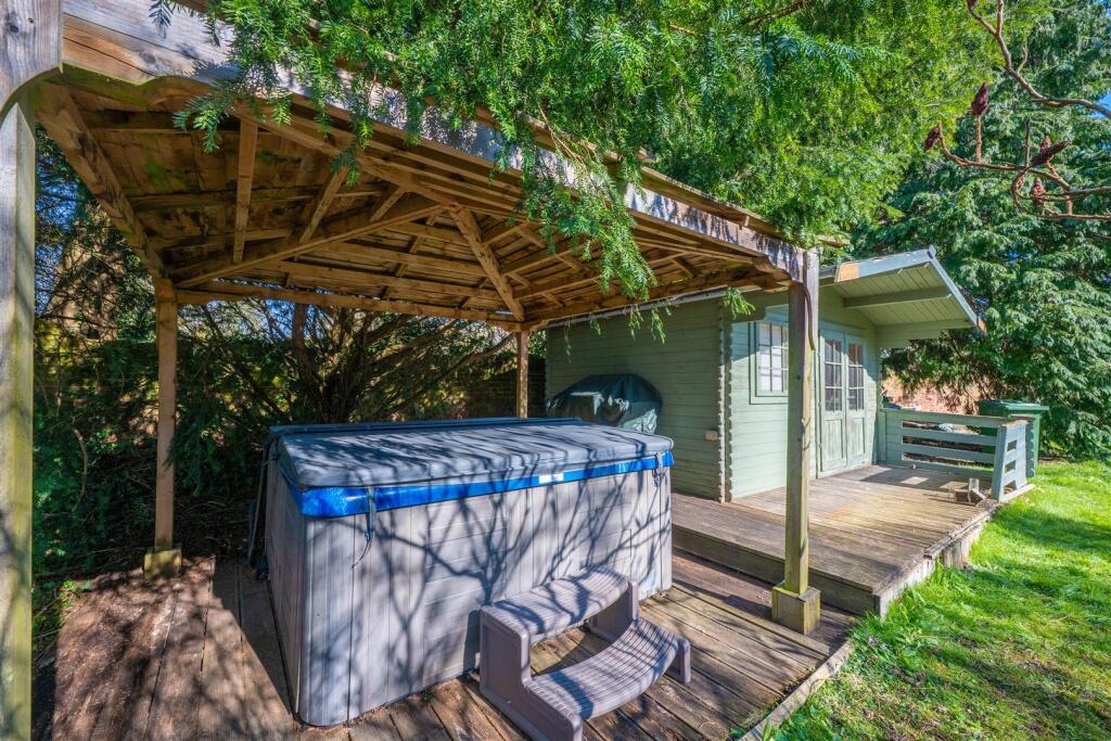 Additional image 40 of Henley Street, Alcester