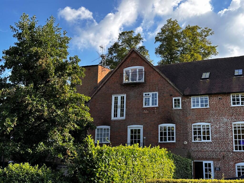 Additional image 35 of Stratford Road, Wootton Wawen, B95 6BY