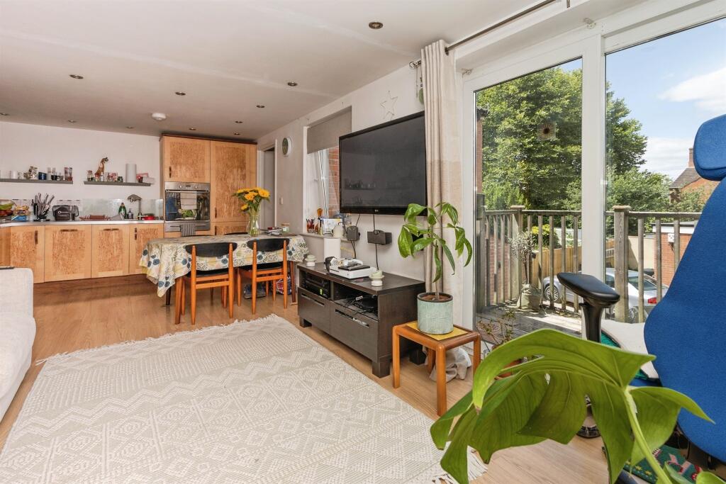 Additional image 12 of Everton Road, Yeovil