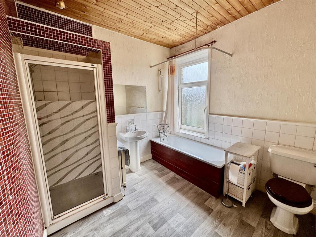 Additional image 7 of Charles Street, Bingley, BD16 4LA