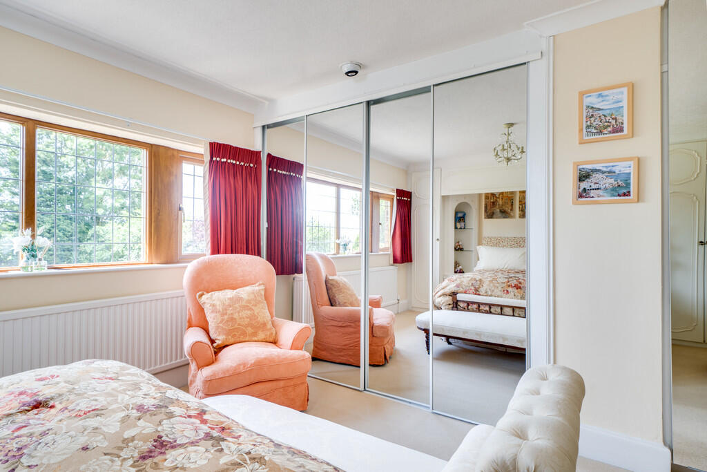 Additional image 20 of Whitechapel Road, Scholes