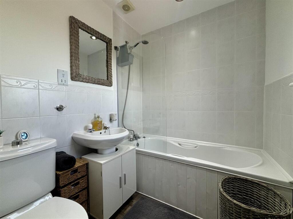 Additional image 15 of Whitemoor Way, Denholme Gate, Bradford