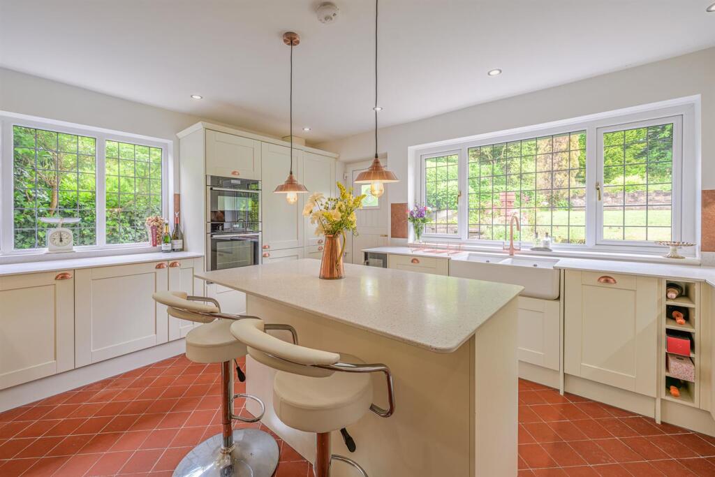 Additional image 6 of Tetherstones, Barrs Road, Cradley Heath, B64 7HB