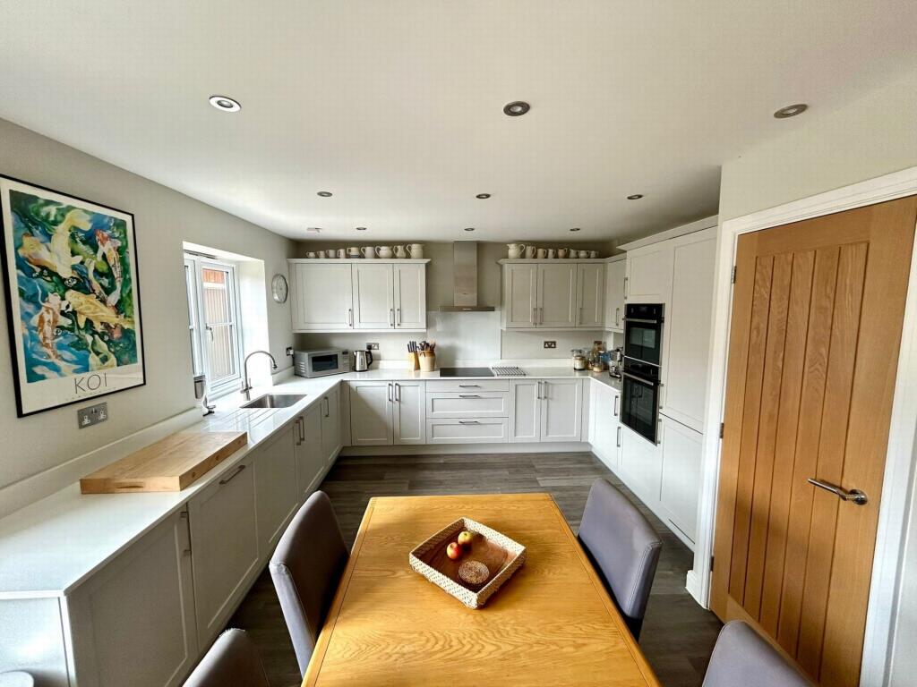 Additional image 4 of Southern Way, Yeovil, BA21