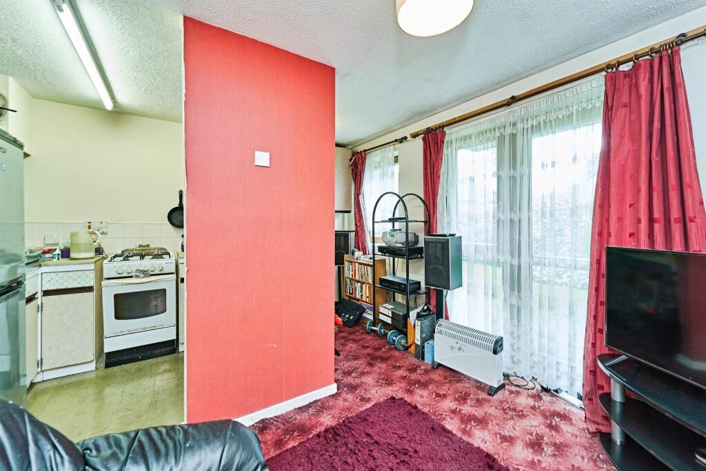 Additional image 4 of Mountbatten Close, WEST BROMWICH