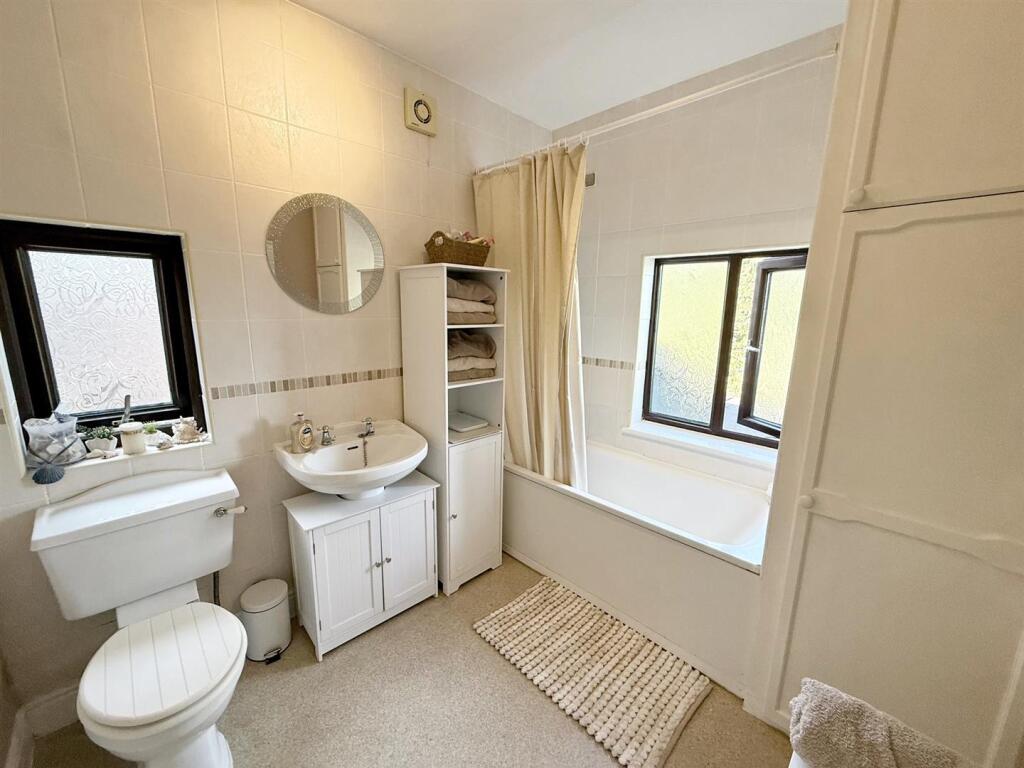 Additional image 24 of Four Oaks Common Road, Four Oaks