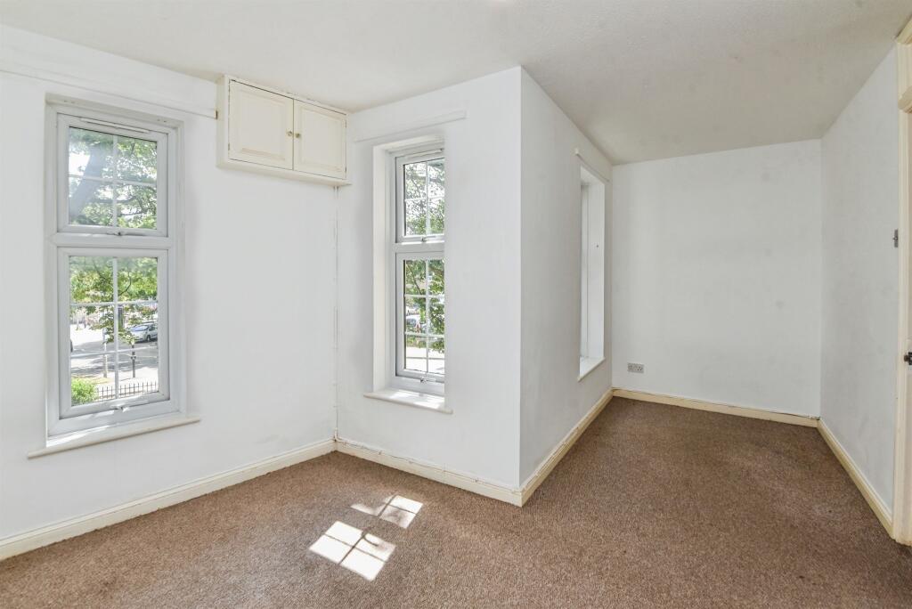 Additional image 11 of Vallis Way, Frome