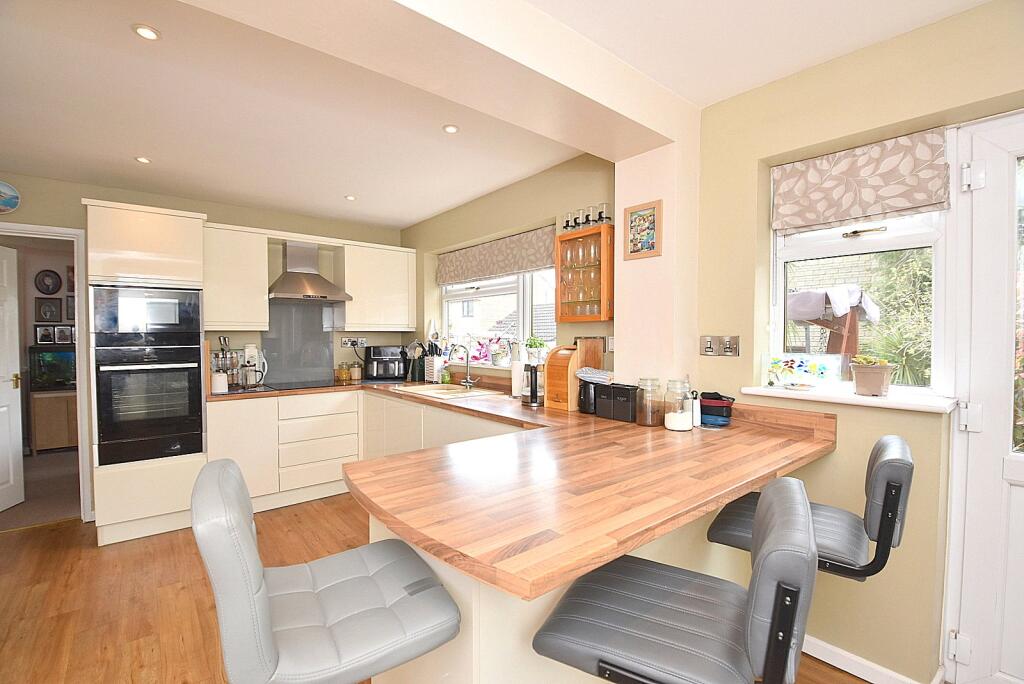 Additional image 7 of Southgate Drive, Wincanton, Somerset, BA9
