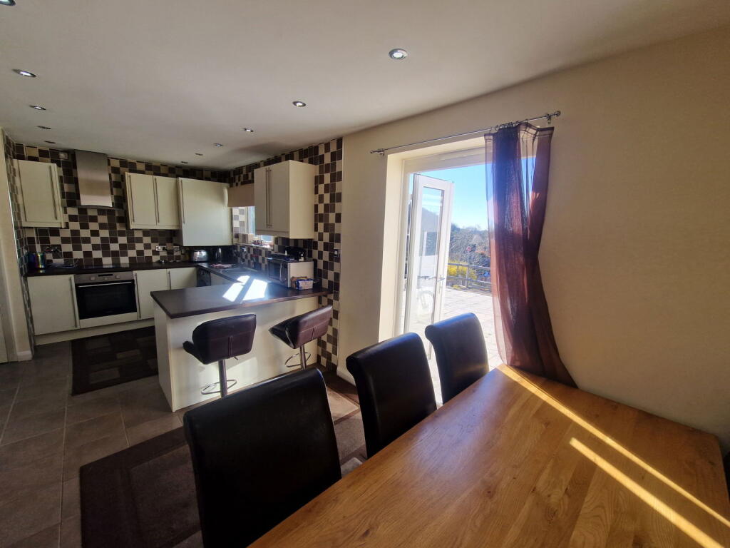 Additional image 15 of CRADLEY HEATH, Chapel Close