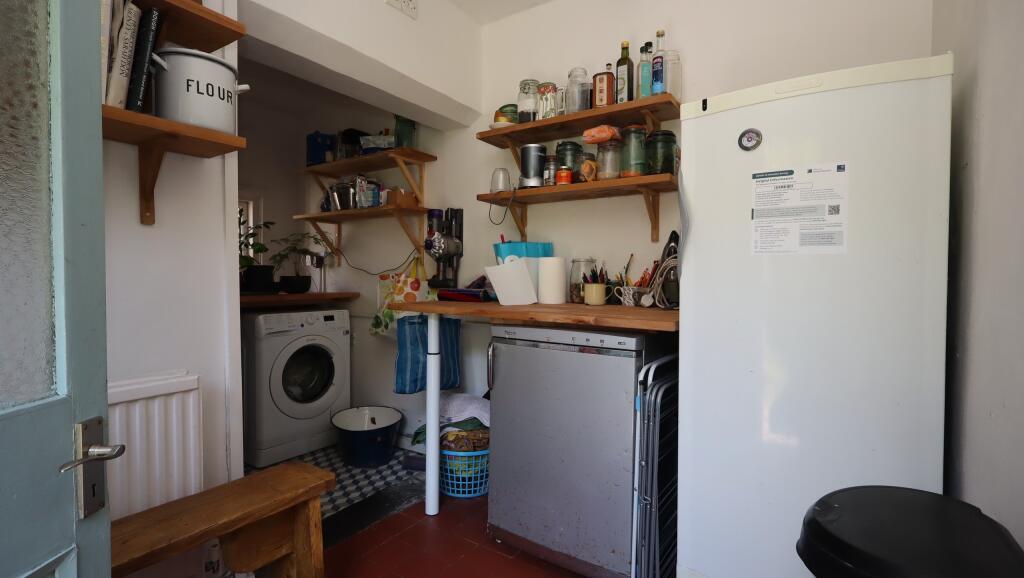 Additional image 6 of Benedict Street, Glastonbury