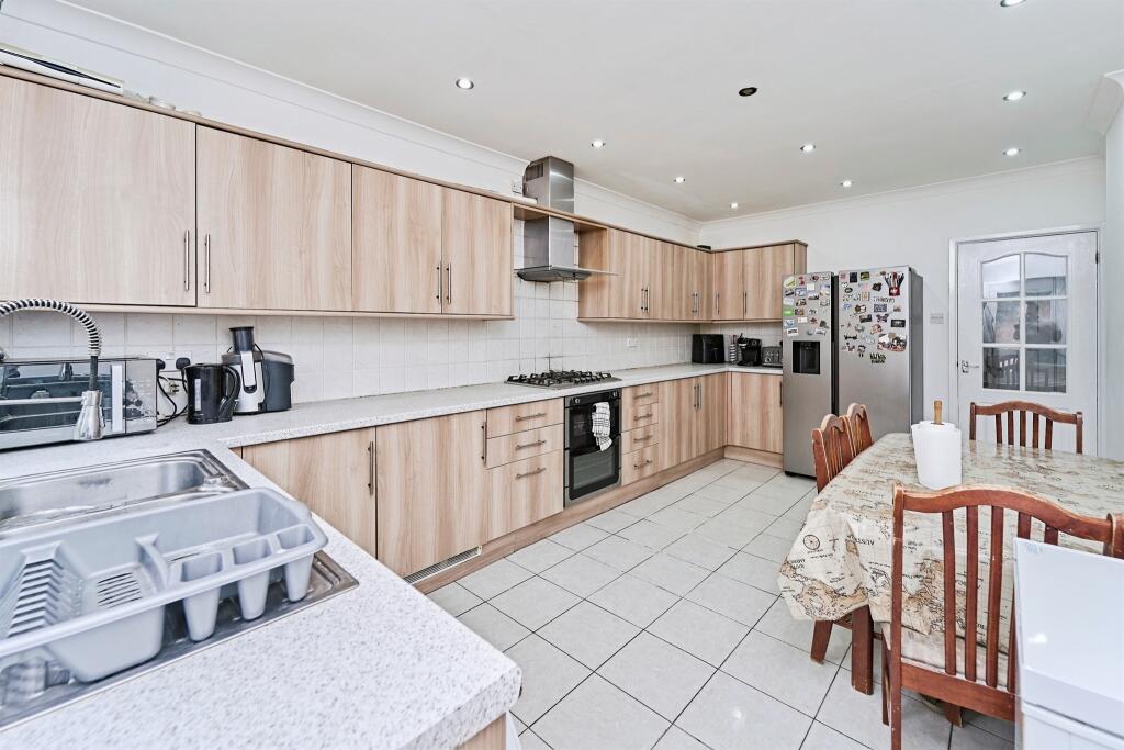 Additional image 4 of Kiniths Way, West Bromwich