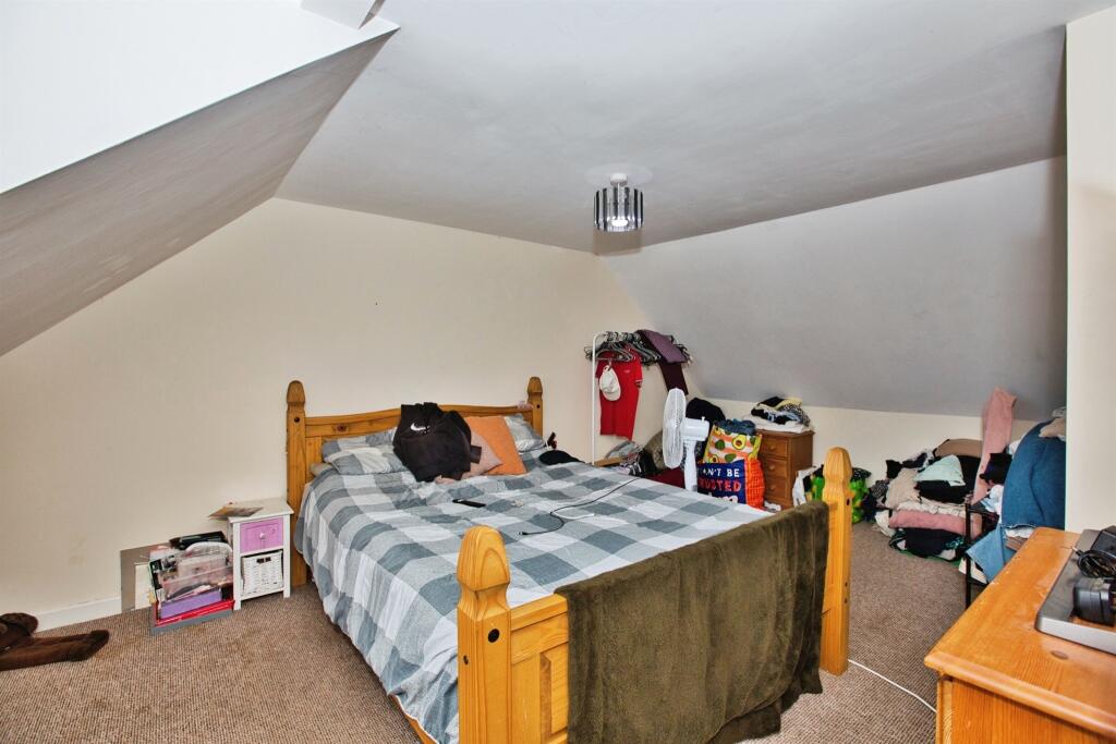 Additional image 12 of Grass Royal, Yeovil