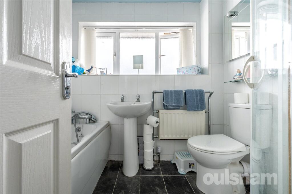 Additional image 18 of Augustine Avenue, Studley, Warwickshire, B80