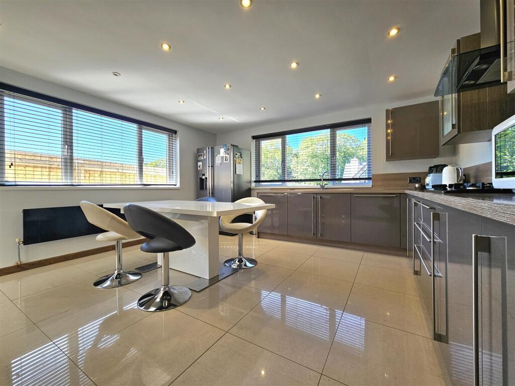 Additional image 4 of Lugtrout Lane, Catherine-De-Barnes, Solihull