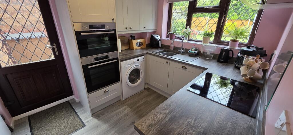 Additional image 8 of Mossdale, Wilnecote, Tamworth, B77