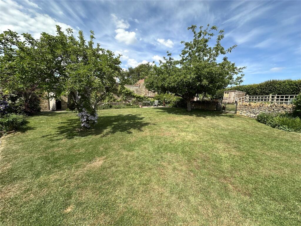 Additional image 38 of Queen Street, Tintinhull, Yeovil, Somerset, BA22