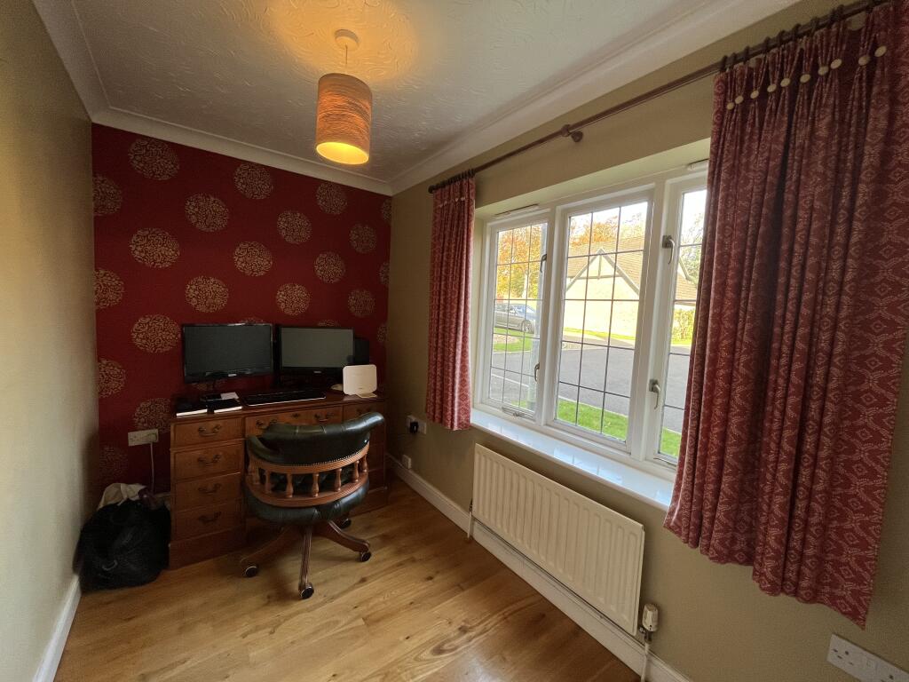 Additional image 10 of Oakridge Park, YEOVIL