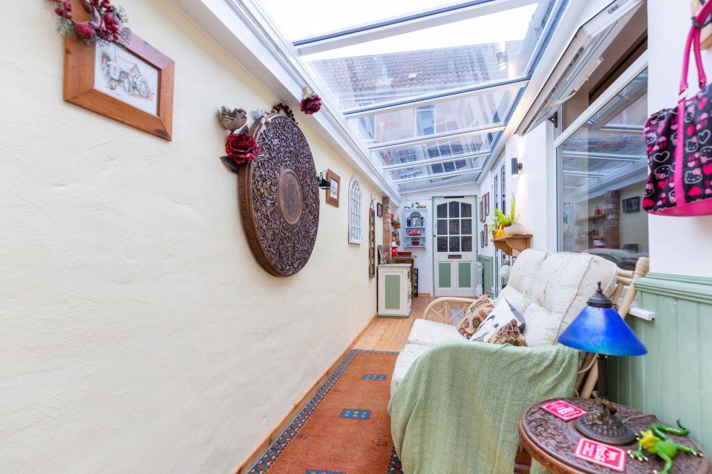 Additional image 15 of Courtyard Cottage, Great House Court, Meare