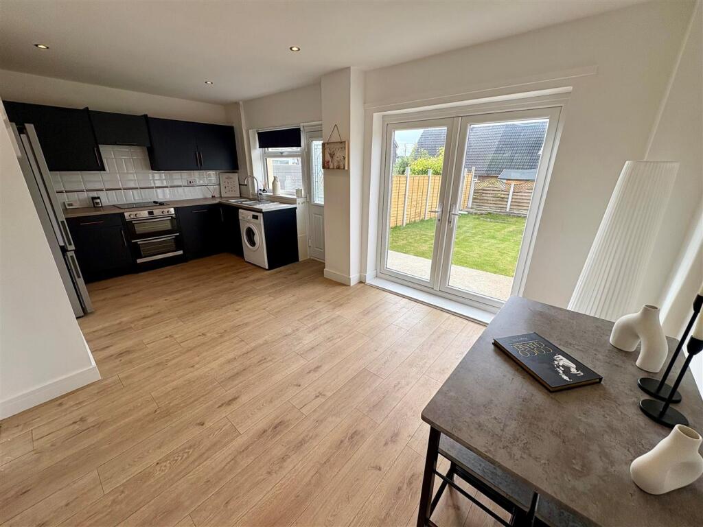 Additional image 3 of Greenacre Close, Wyke, Bradford