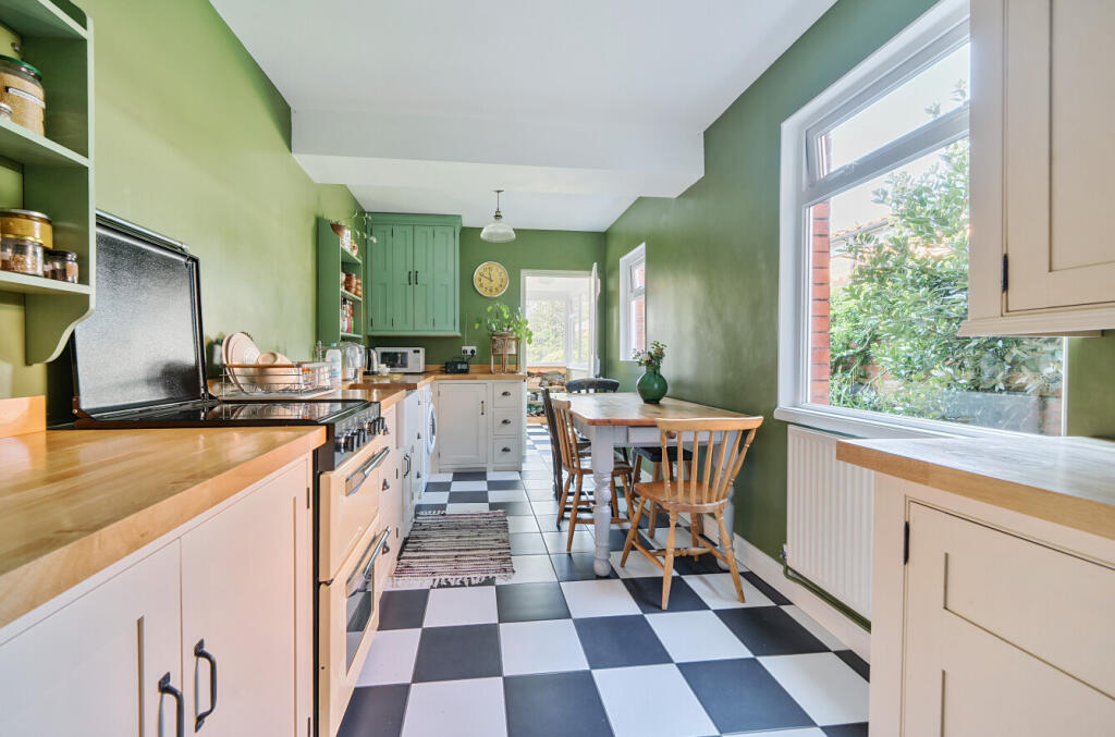 Primary image of Norbins Road, Glastonbury, BA6