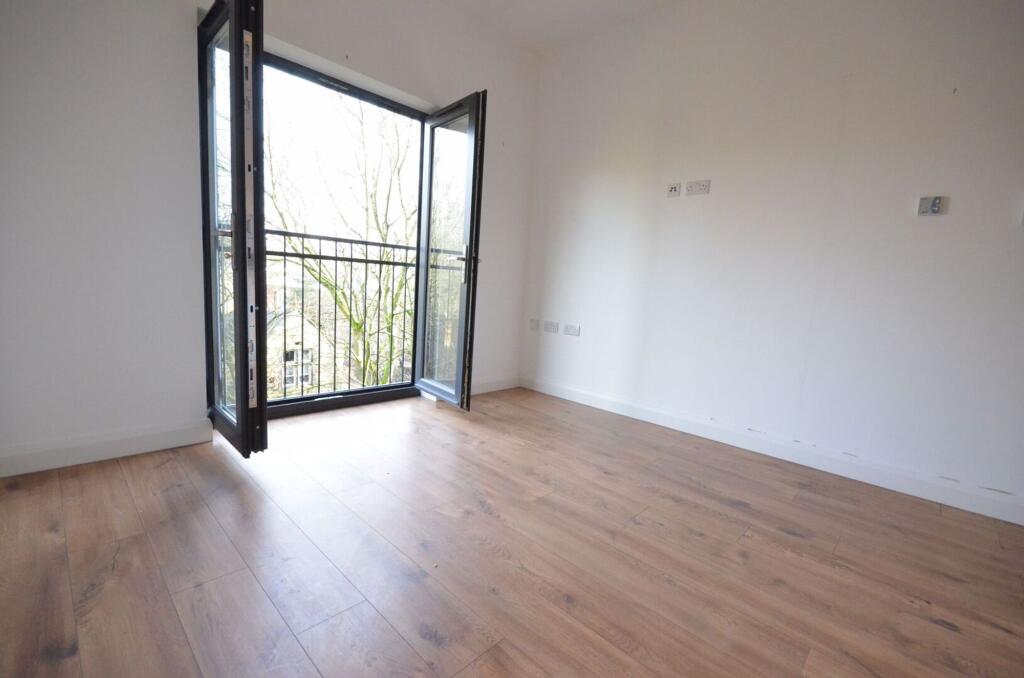 Additional image 5 of Bank Parade, Burnley, BB11