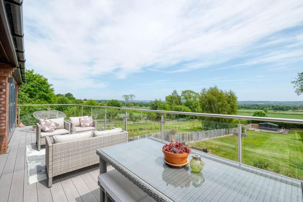 Additional image 22 of Evesham Road, Astwood Bank, B96