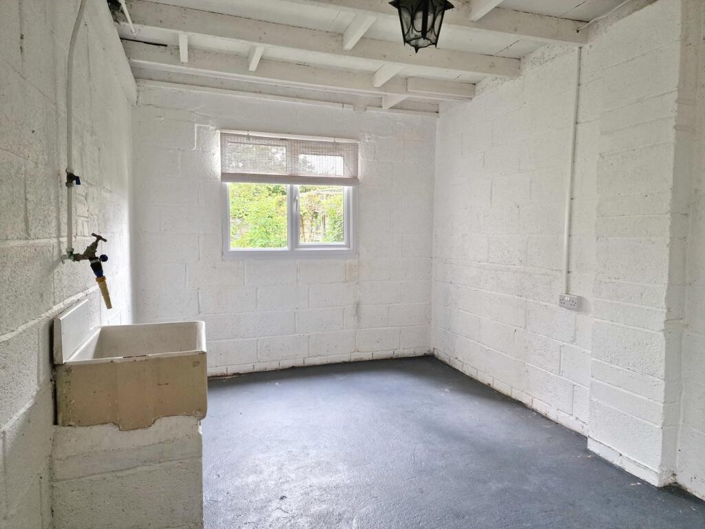Additional image 10 of Park Cottages, Glastonbury Somerset, BA6