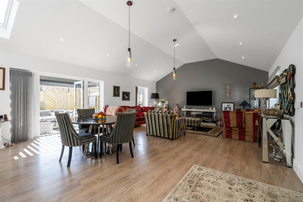 Additional image 21 of Springbrook Lane, Earlswood, Solihull