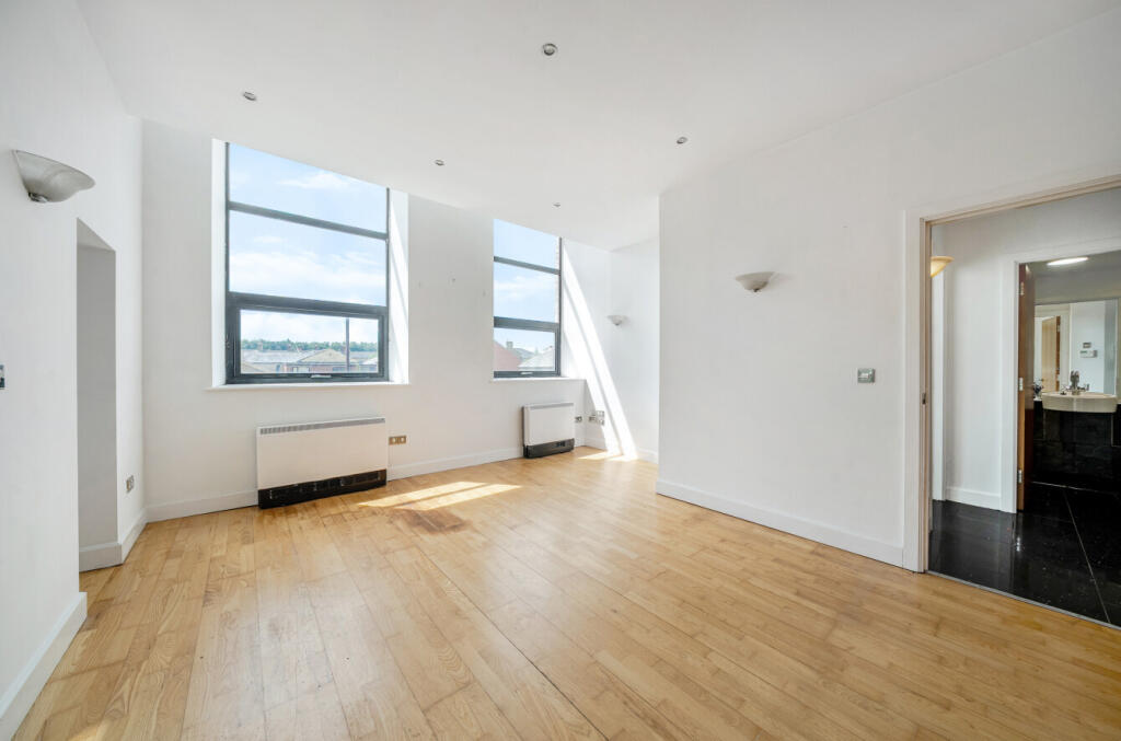 Cavendish Court, Drighlington, Bradford, West Yorkshire, BD11