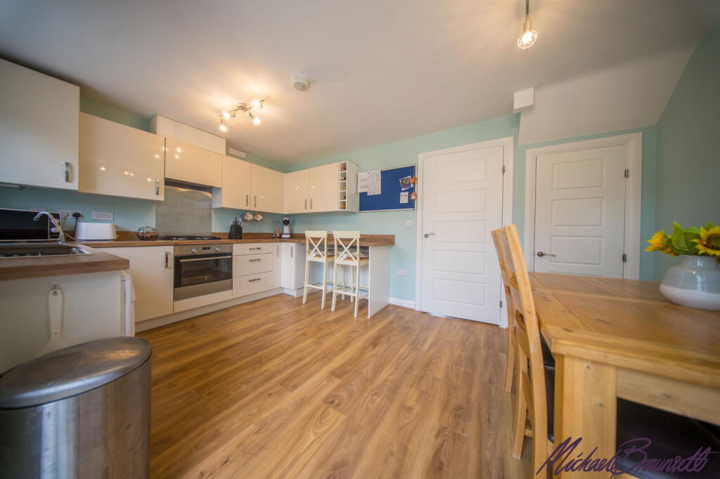 Additional image 4 of Rambing Walk, Clayton, Bradford, BD14 6FD