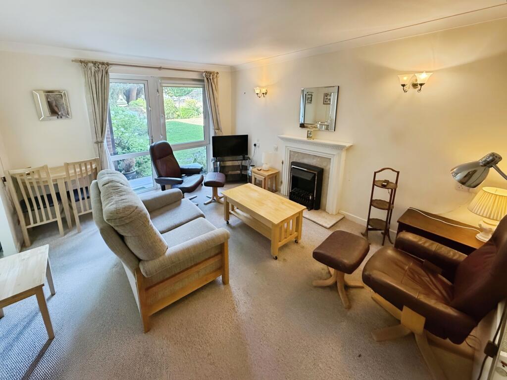 Additional image 4 of Flat 9, Malin Court, School Road, Alcester, Warwickshire B49 5DJ