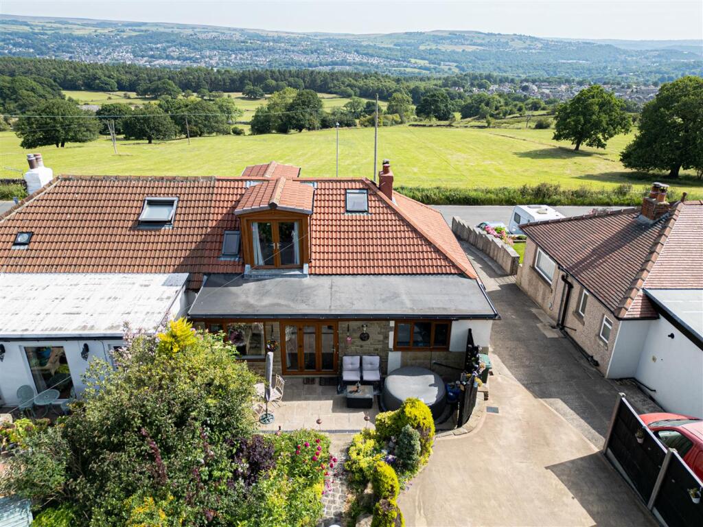 Additional image 54 of Moor View Drive, Bingley